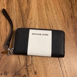 Wristlet/Wallet